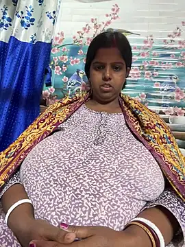 Beauty-queen online show from March 2026 11:50:02 AM