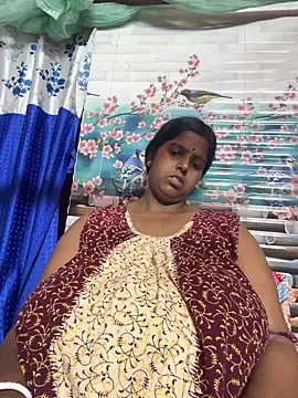 Beauty-queen online show from March 2026 01:26:01 PM