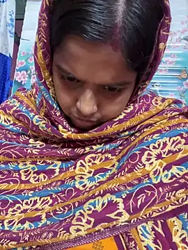 Snapshot of Beauty-queen chatting on November 2025 10:47:02 AM Beauty-queen online show from November 2025 10:47:02 AM