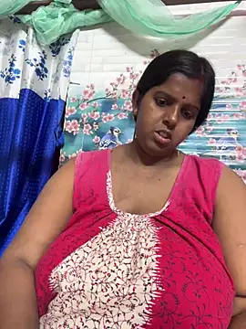 Beauty-queen online show from March 2026 01:18:02 PM