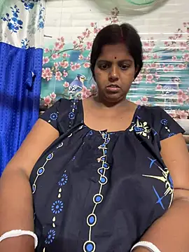 Beauty-queen online show from March 2026 11:10:01 AM