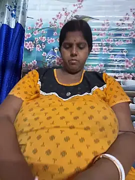 Beauty-queen online show from March 2026 11:55:02 AM