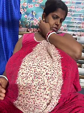 Beauty-queen online show from April 2026 04:19:01 PM