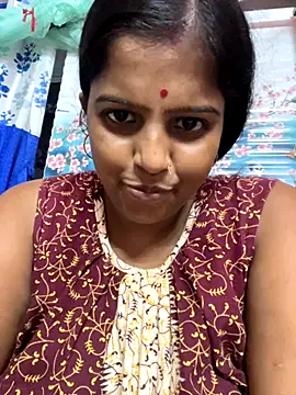 Snapshot of Beauty-queen chatting on October 2025 01:01:01 PM Beauty-queen online show from October 2025 01:01:01 PM