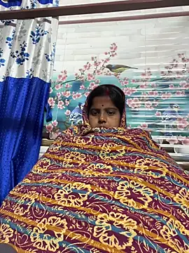 Snapshot of Beauty-queen chatting on January 2026 01:48:01 PM Beauty-queen online show from January 2026 01:48:01 PM