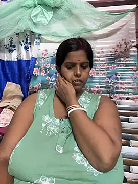 Beauty-queen online show from July 2026 01:54:01 PM