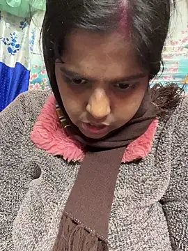 Snapshot of Beauty-queen chatting on December 2025 10:37:01 AM Beauty-queen online show from December 2025 10:37:01 AM