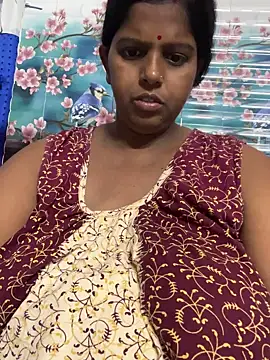 Beauty-queen online show from March 2026 11:00:02 AM