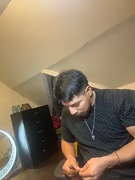 MynameisPaco online show from December 2025 12:01:02 AM