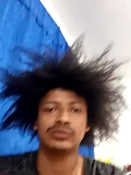 Snapshot of Leunamt chatting on April 2026 04:49:01 AM Leunamt online show from April 2026 04:49:01 AM