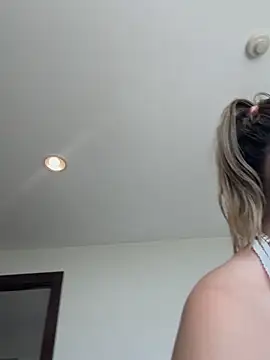 Alirawrz online show from March 2026 05:19:01 AM