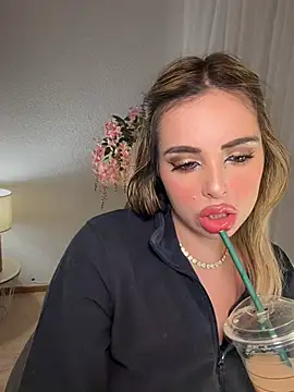 Alirawrz online show from January 2026 07:23:01 PM