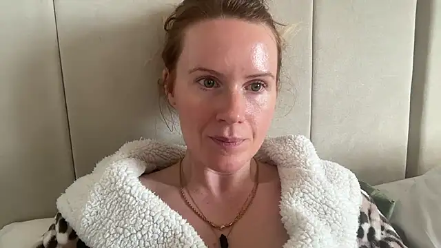 Snapshot of redheadrosie69 chatting on September 2025 08:54:01 AM redheadrosie69 online show from September 2025 08:54:01 AM