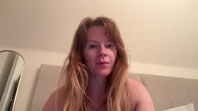 Snapshot of redheadrosie69 chatting on October 2025 06:50:01 AM redheadrosie69 online show from October 2025 06:50:01 AM