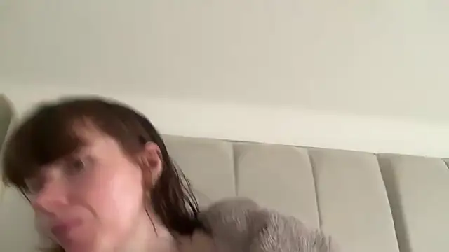 redheadrosie69 online show from February 2026 10:04:01 AM