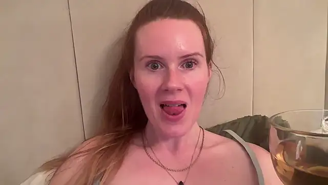 Snapshot of redheadrosie69 chatting on September 2025 07:09:02 PM redheadrosie69 online show from September 2025 07:09:02 PM