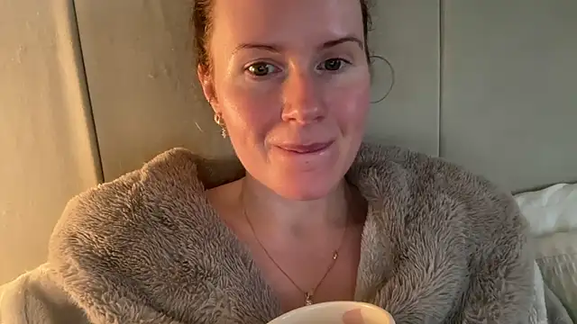 redheadrosie69 online show from February 2026 09:47:01 AM