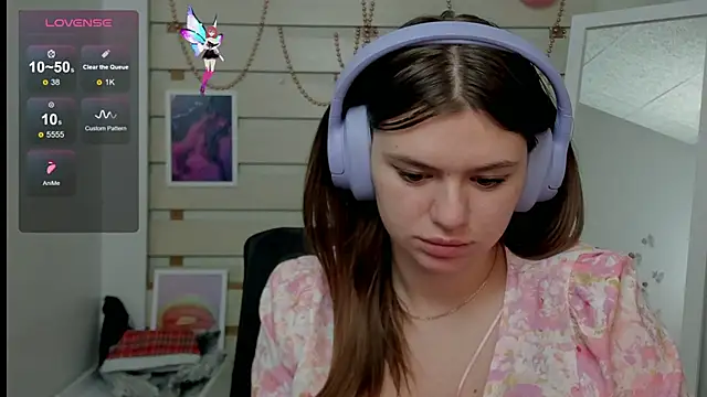 Josephine Kiss online show from March 2025 05:43:02 PM