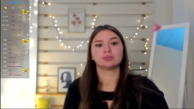 Josephine Kiss online show from October 2025 12:51:02 PM
