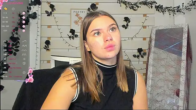 Josephine Kiss online show from October 2025 01:21:02 PM