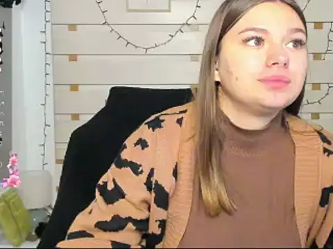 Josephine Kiss online show from December 2025 01:01:02 PM