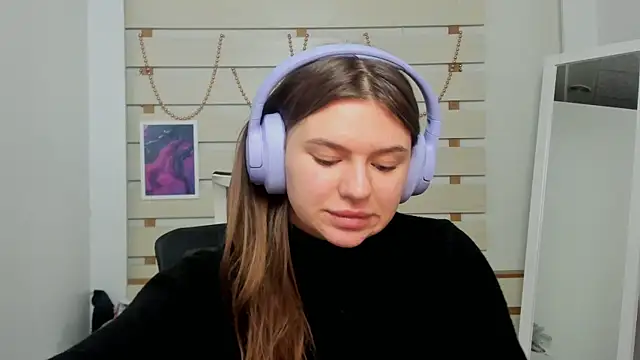Josephine Kiss online show from February 2025 11:34:02 PM