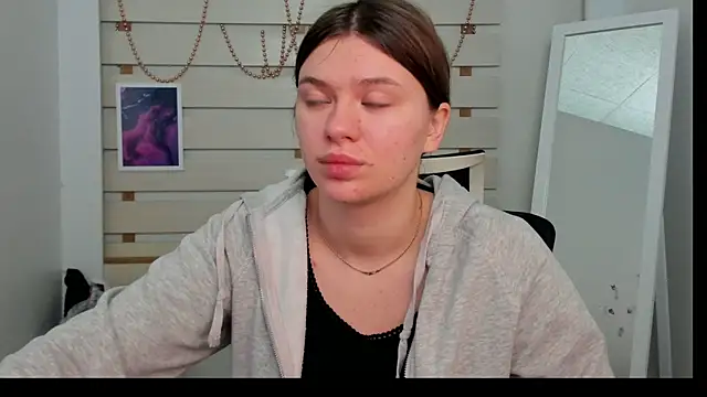 Josephine Kiss online show from January 2025 07:03:01 PM