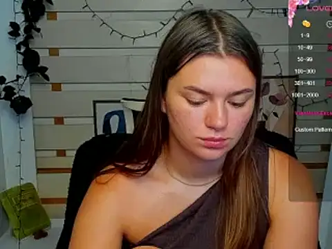 Snapshot of Josephine_Kiss chatting on June 2026 05:07:01 AM Josephine Kiss online show from June 2026 05:07:01 AM