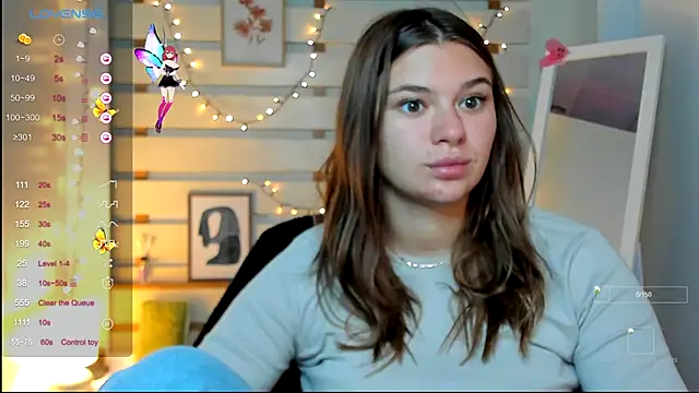 Josephine Kiss online show from September 2025 03:40:01 PM