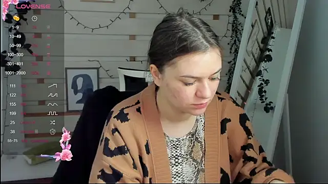 Josephine Kiss online show from April 2026 11:34:01 AM