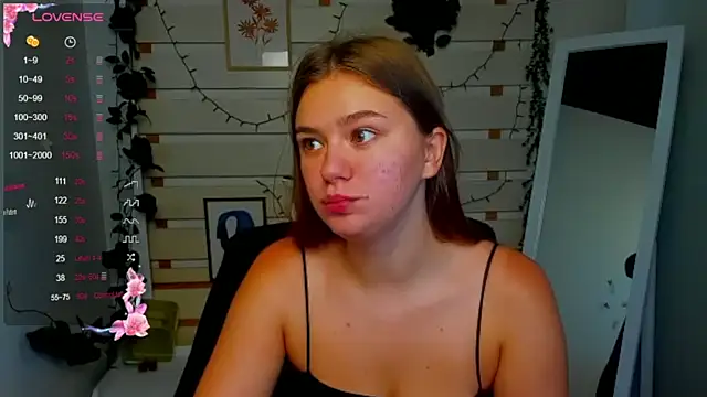 Snapshot of Josephine_Kiss chatting on July 2026 01:51:01 PM Josephine Kiss online show from July 2026 01:51:01 PM