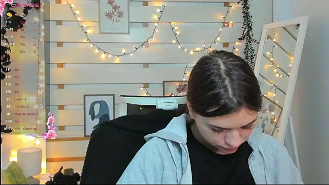 Josephine Kiss online show from January 2026 01:50:02 PM