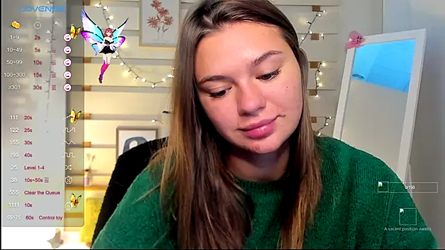 Josephine Kiss online show from October 2025 02:31:02 PM