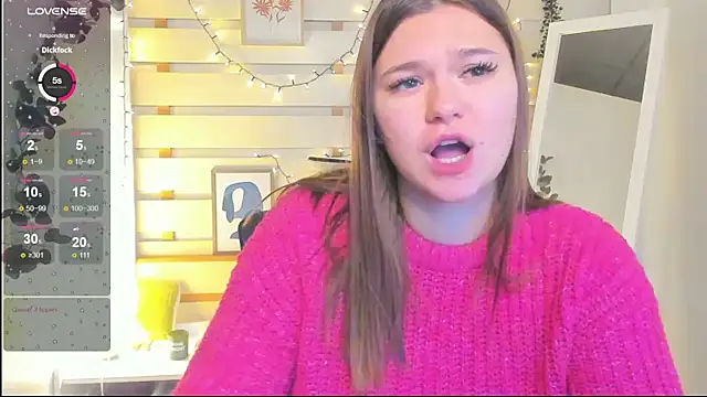 Josephine Kiss online show from February 2026 01:10:01 PM