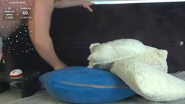 Snapshot of RoddyStill chatting on February 2025 05:09:02 PM RoddyStill online show from February 2025 05:09:02 PM