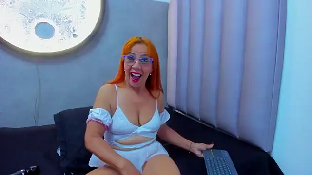 SussanMilf  online show from May 2026 11:00:01 AM