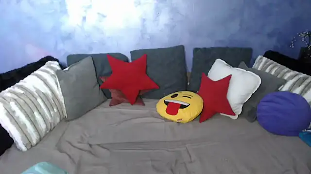 NycolleSweet37 online show from February 2026 12:58:01 PM