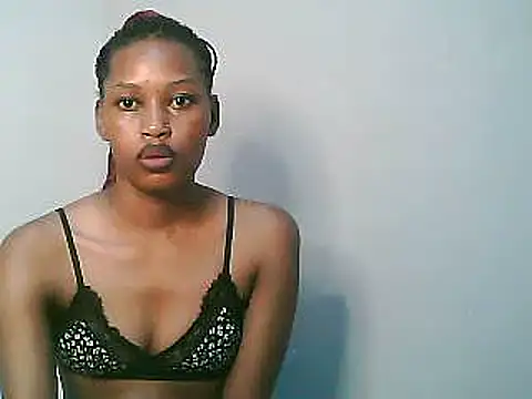 Snapshot of Sweet_Vinkah chatting on February 2025 08:06:01 PM Sweet Vinkah online show from February 2025 08:06:01 PM
