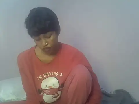 Snapshot of Sweet_Vinkah chatting on October 2025 08:42:01 PM Sweet Vinkah online show from October 2025 08:42:01 PM