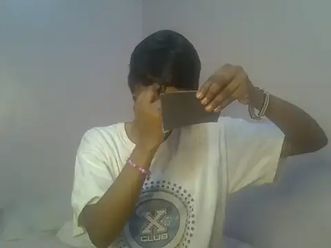 Snapshot of Sweet_Vinkah chatting on September 2025 08:37:01 PM Sweet Vinkah online show from September 2025 08:37:01 PM