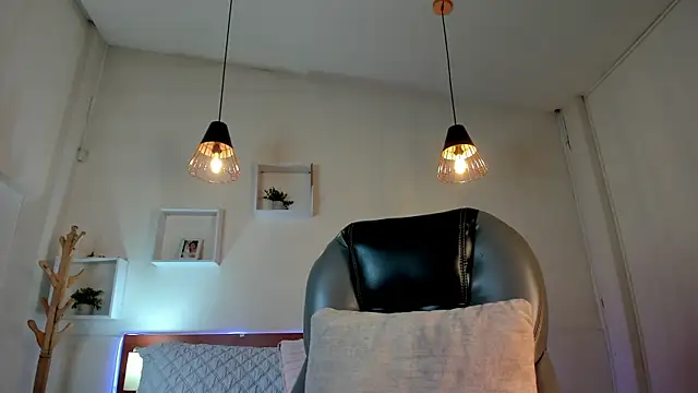 Jayden Jonnes online show from April 2026 11:45:02 AM