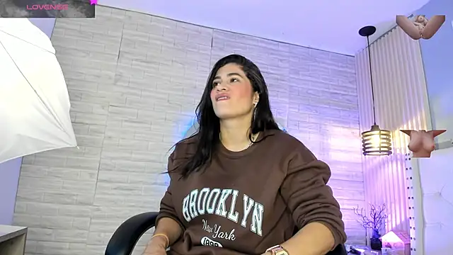 Snapshot of sussy__stone chatting on March 2026 12:05:01 PM sussy stone online show from March 2026 12:05:01 PM