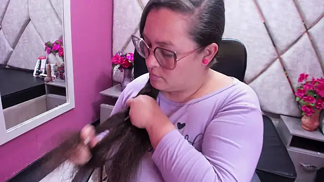 SaraThomso online show from October 2025 04:16:02 AM