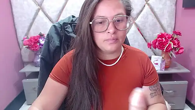 SaraThomso online show from March 2025 02:53:02 AM