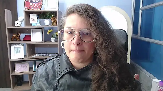 SaraThomso online show from February 2025 03:06:02 AM