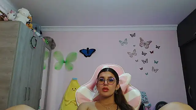 caroline jonson online show from March 2026 07:03:02 PM