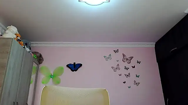 caroline jonson online show from October 2025 08:31:01 PM