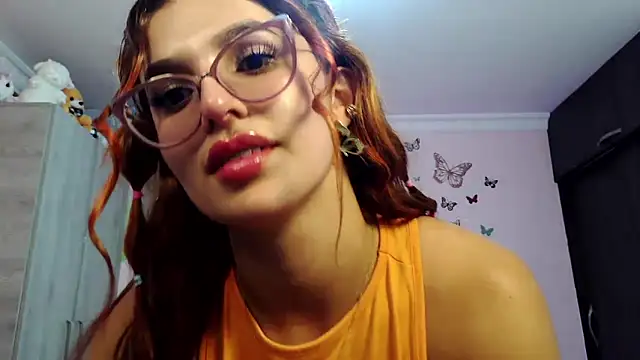 caroline jonson online show from November 2025 09:19:01 PM