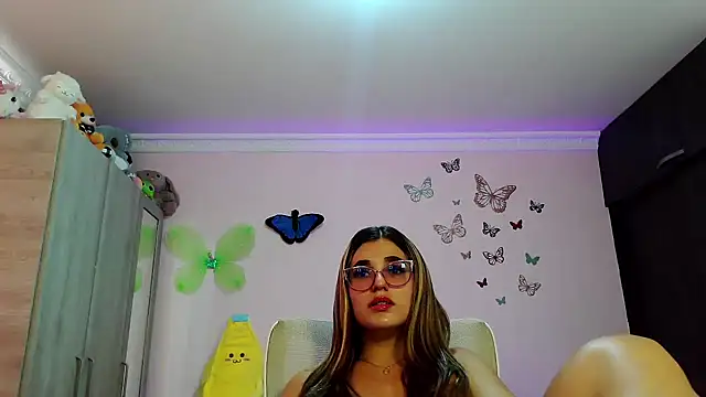 caroline jonson online show from September 2025 02:16:02 PM