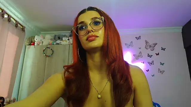 Snapshot of caroline_jonson chatting on May 2026 02:15:01 PM caroline jonson online show from May 2026 02:15:01 PM